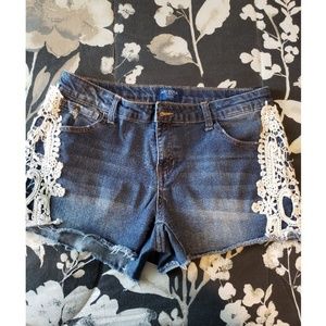 Girls Plus Size  Crochet Trim Shorts